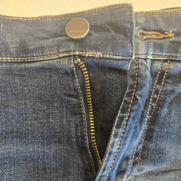 Dear John Jean Shorts Size 31 - Picture 3 of 10